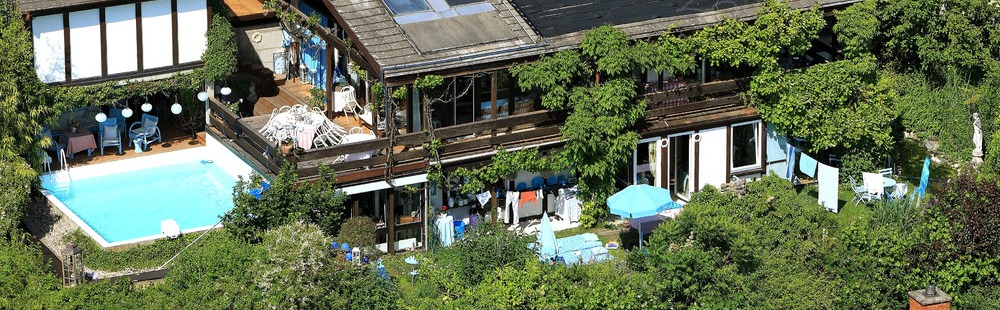 Knill House, Hornsberg, Uhwiesen, Switzerland Foto by Air Color, Mai 23, 2011